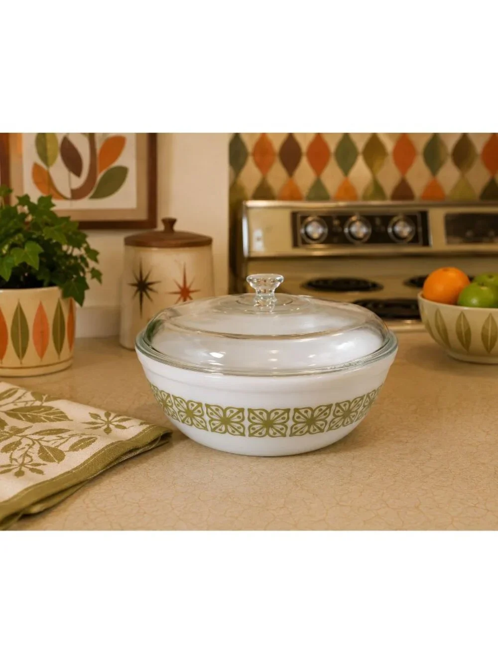 PYREX Vintage 404 OvenWare Bowl With Glass Lid 4 Quart Square Flower Verde Green